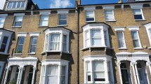 Roderick Road, NW3 £170pw